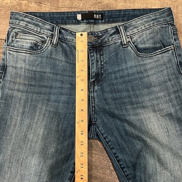 Kut From The Kloth Catherine Boyfriend Mid Rise Distressed Jean 8 - Picture 6 of 9